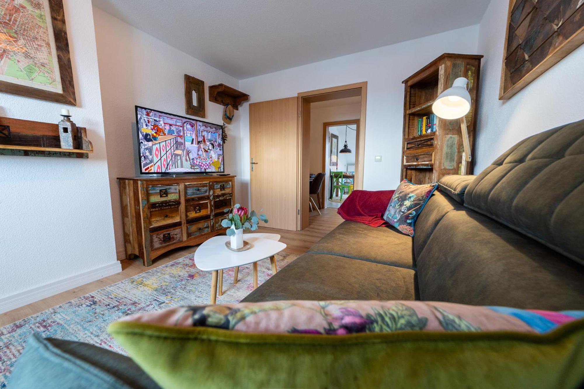 Schlossberg-Domizil Mit Weitblick - Arbeitsplatz, Balkon, Netflix, Badewanne & Yogamatte Chemnitz Bagian luar foto